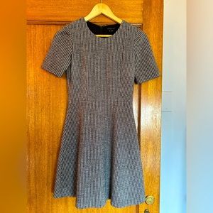 Theory wool & cotton dress. Warm, fully lined, A-line shape. Black and grey.